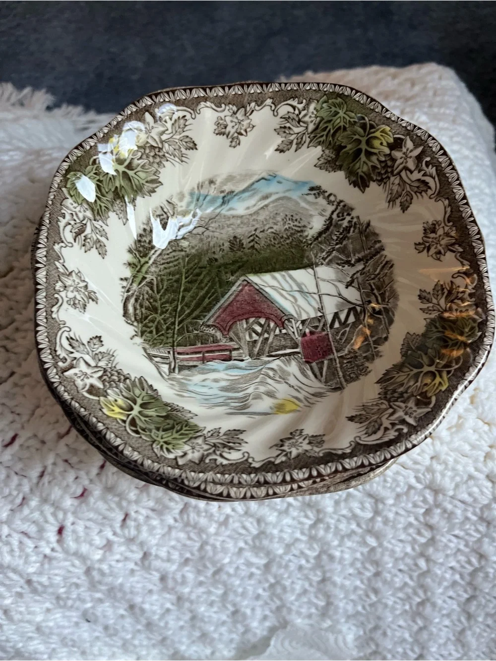 4x Vtg Johnson Bros Friendly Village 6 1/8